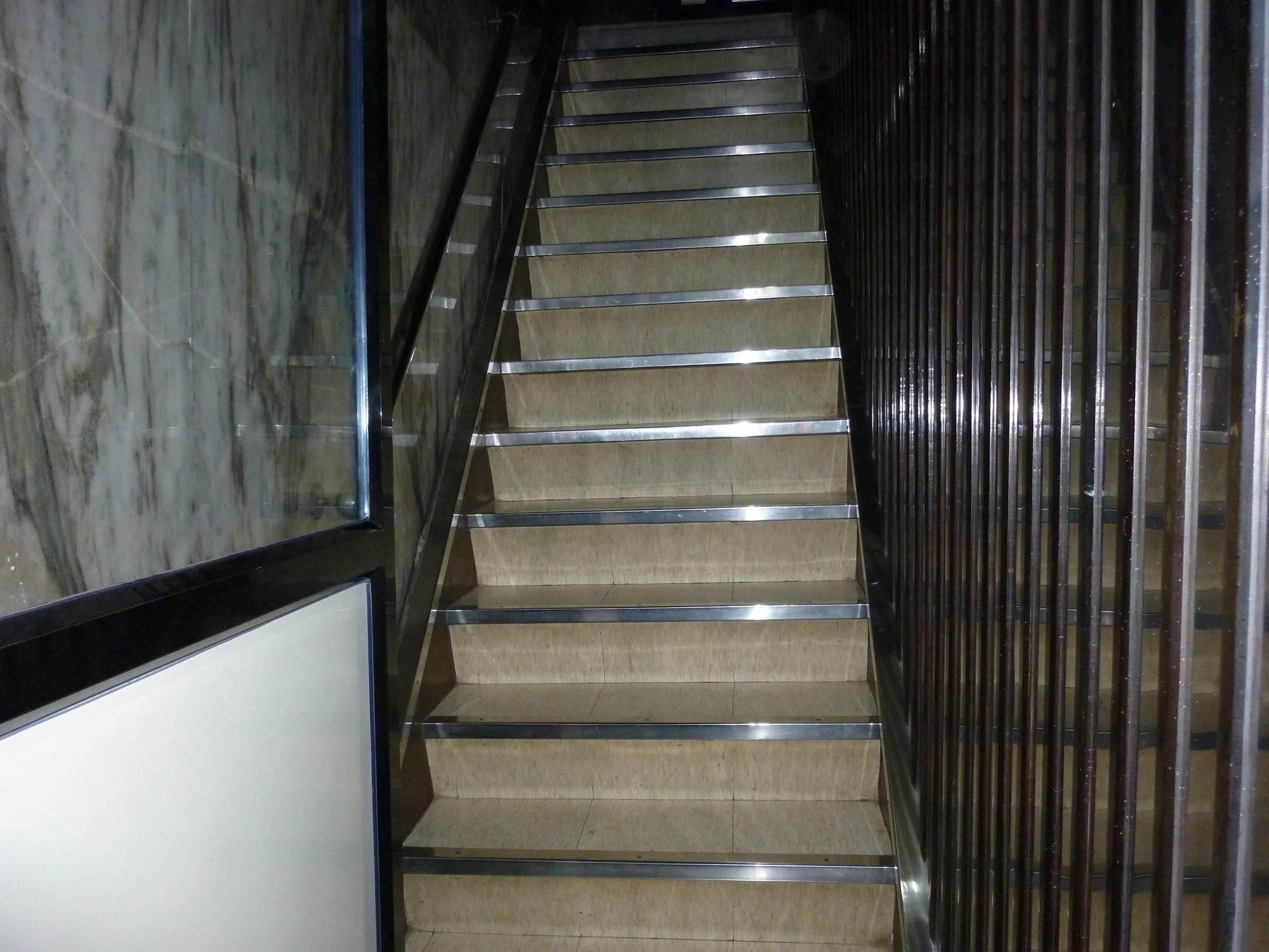 Yadgar Guest House Mumbai Eksteriør bilde